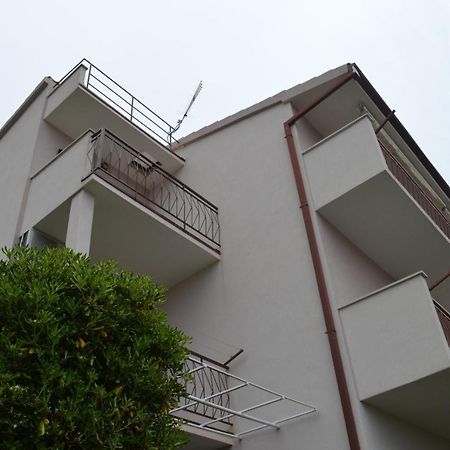 Ferienwohnung Soba Mira Makarska Exterior foto